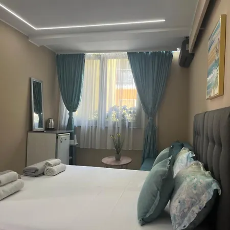 за гости бела 아크토폴