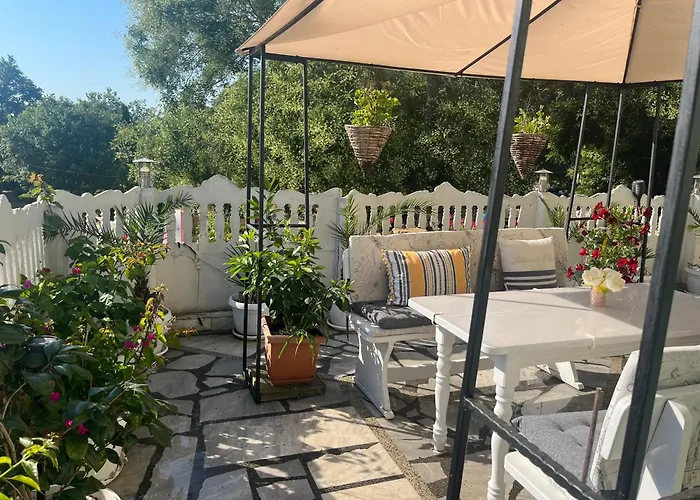 Къща за гости за гости бела Ахтопол